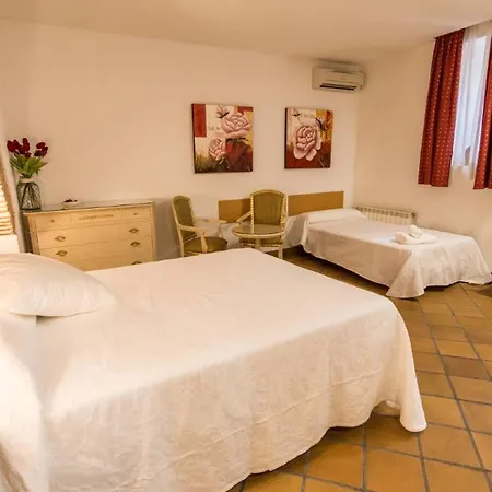 Casa de hóspedes Antika Snoga Ávila