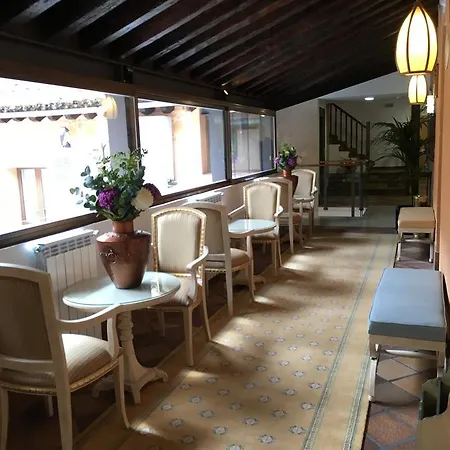Antika Snoga Maison d'hôtes Ávila