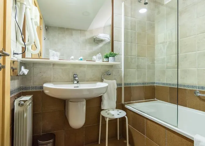 Antika Snoga Gæstehus 3*